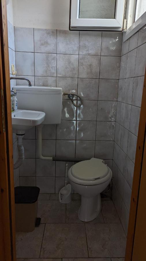 Moustaki * Keramotí