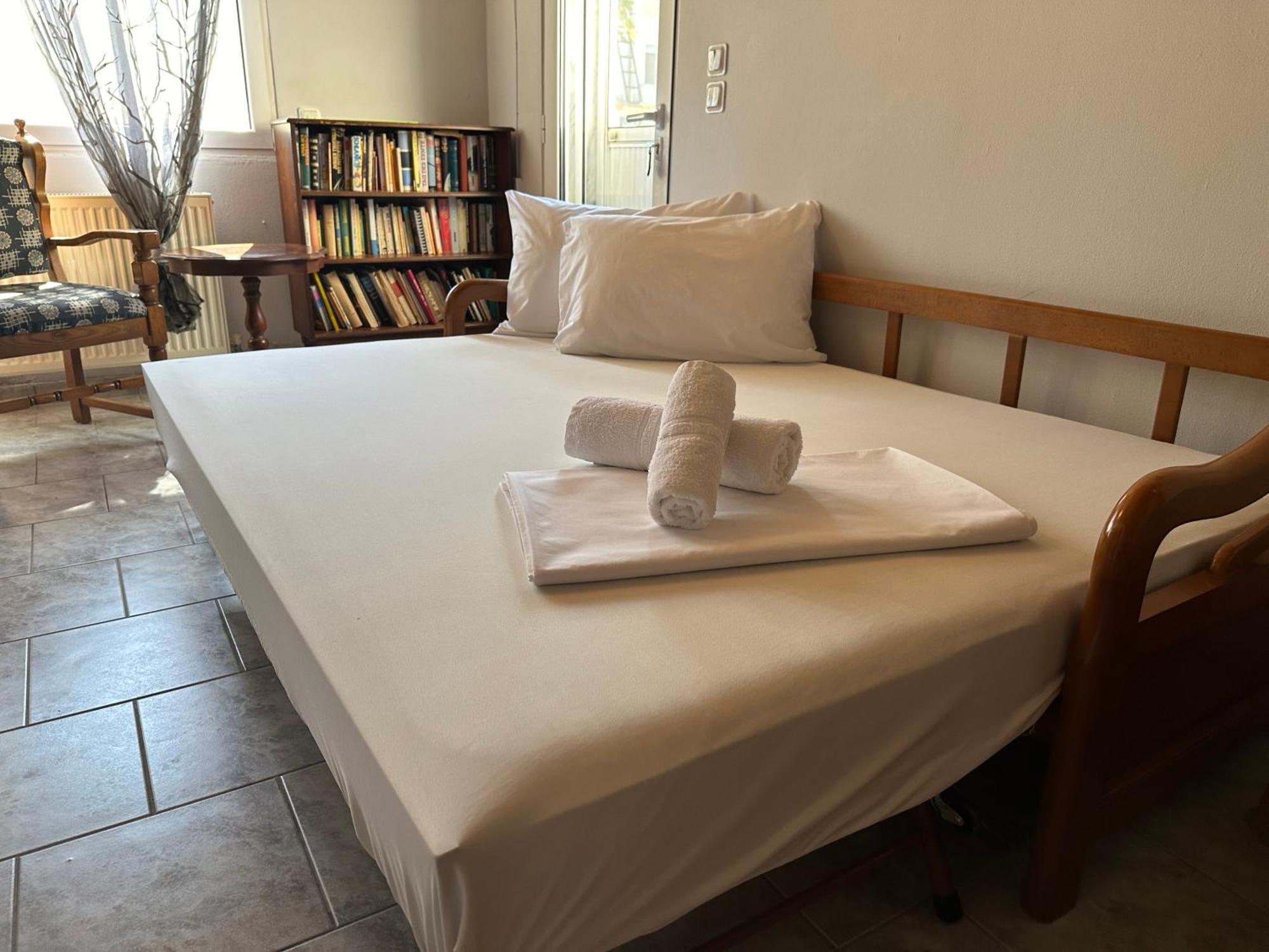 Apartment Moustaki *